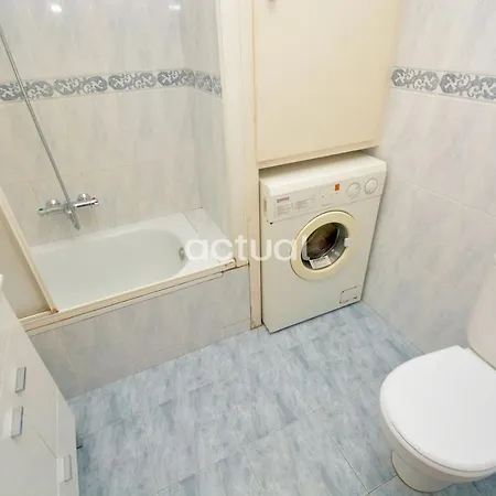 Catalunya B-5 Apartment